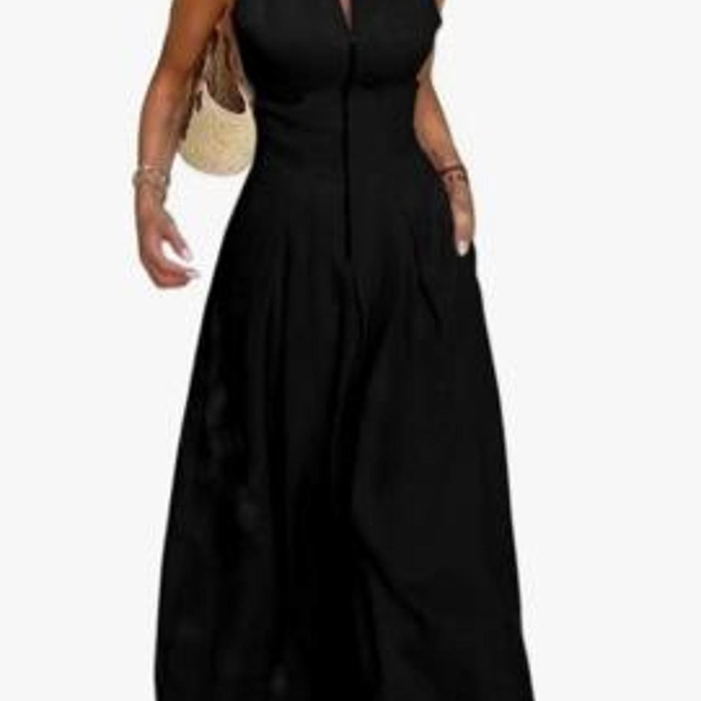 UOOZEE Women's Minimalist Sleeveless Loose Fit Long Maxi Dress